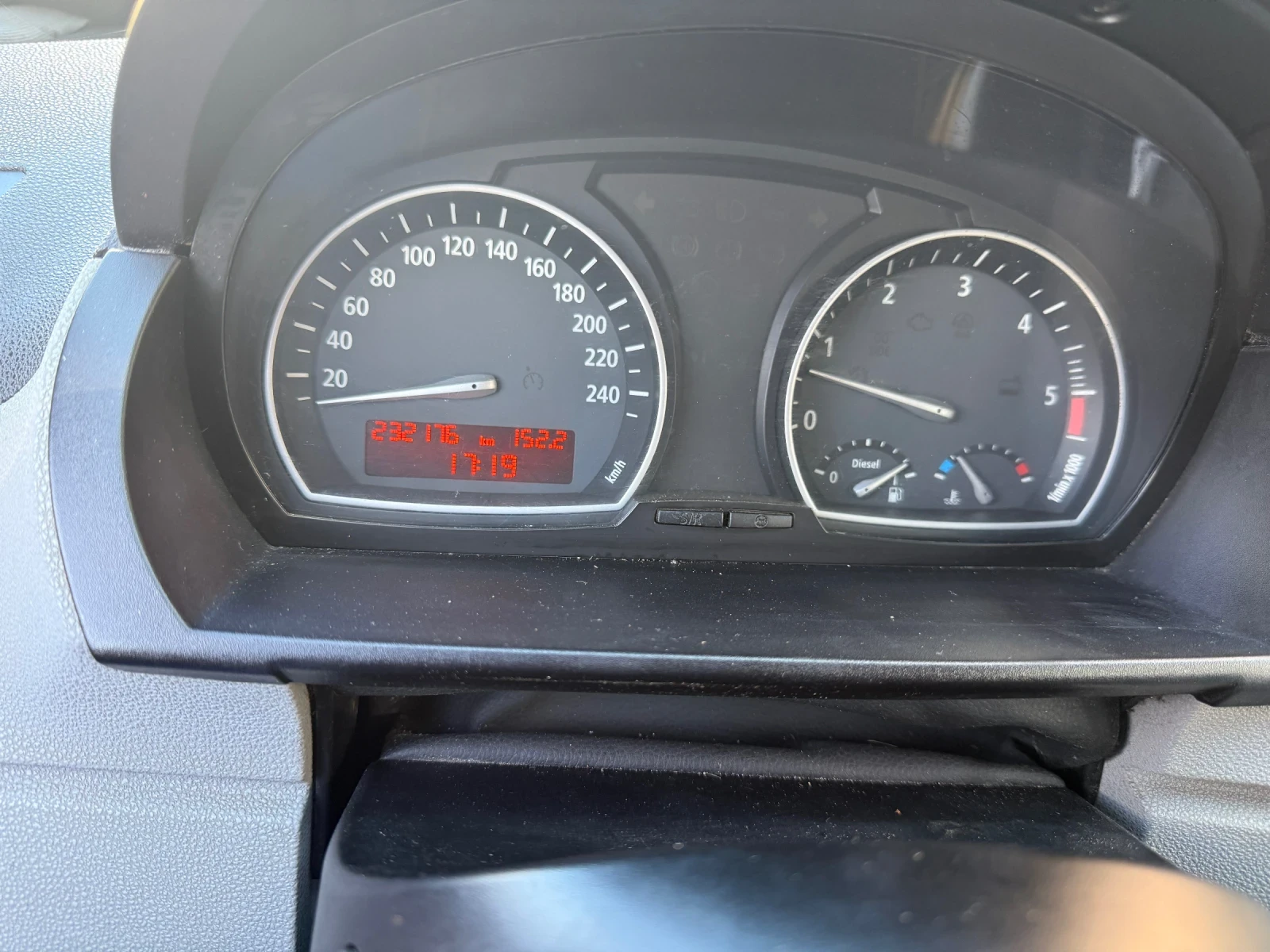 BMW X3 3.0D 260к.с. Чип | 4x4 | Стегната и обслужена, снимка 11 - Автомобили и джипове - 53469942