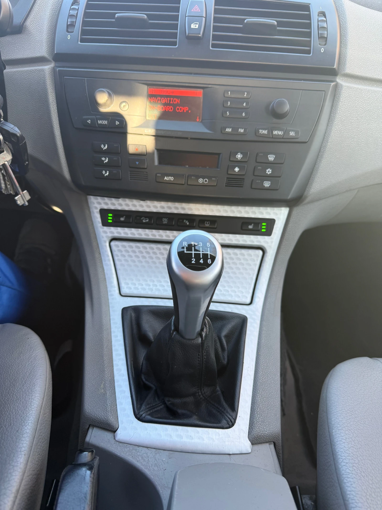 BMW X3 3.0D 260к.с. Чип | 4x4 | Стегната и обслужена, снимка 12 - Автомобили и джипове - 53469942