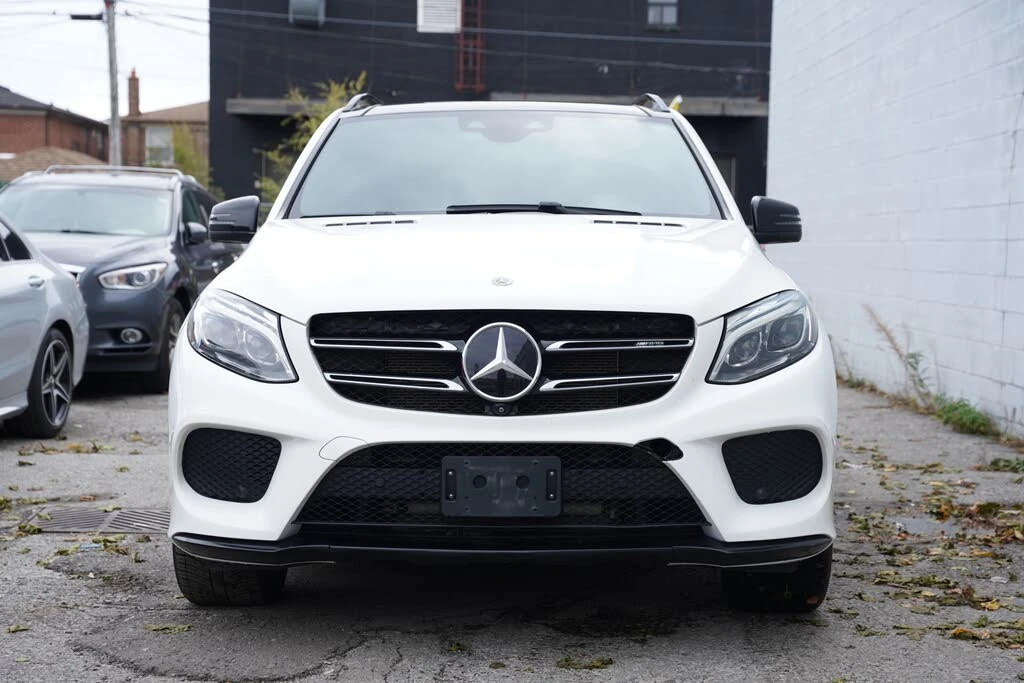 Mercedes-Benz GLE 43 AMG 4MATIC* АвтоКредит* (ЦЕНА ДО БГ), снимка 2 - Автомобили и джипове - 53830954