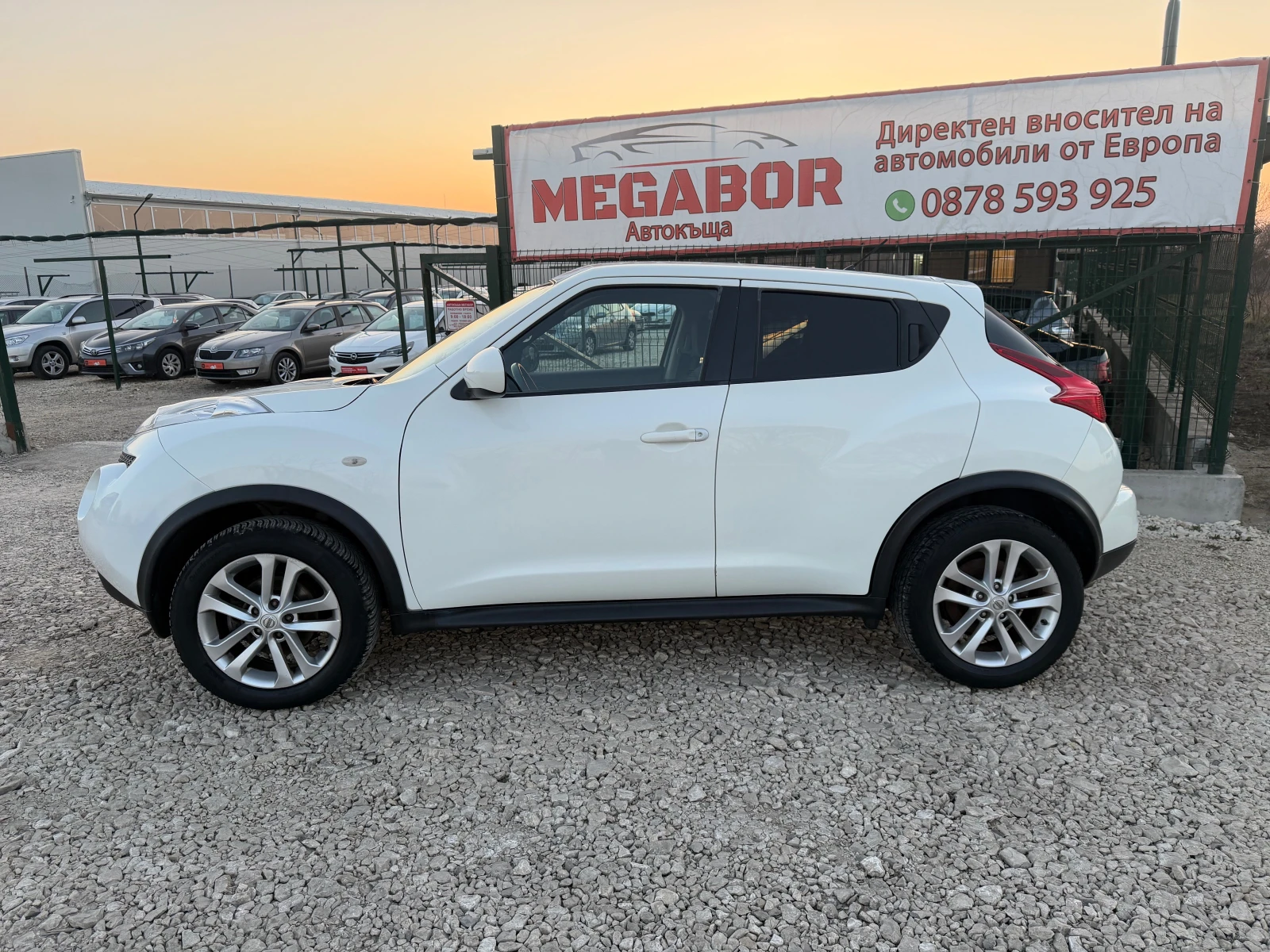 Nissan Juke 1.5DCi/110p.s-Euro 5!!!, снимка 7 - Автомобили и джипове - 53934332