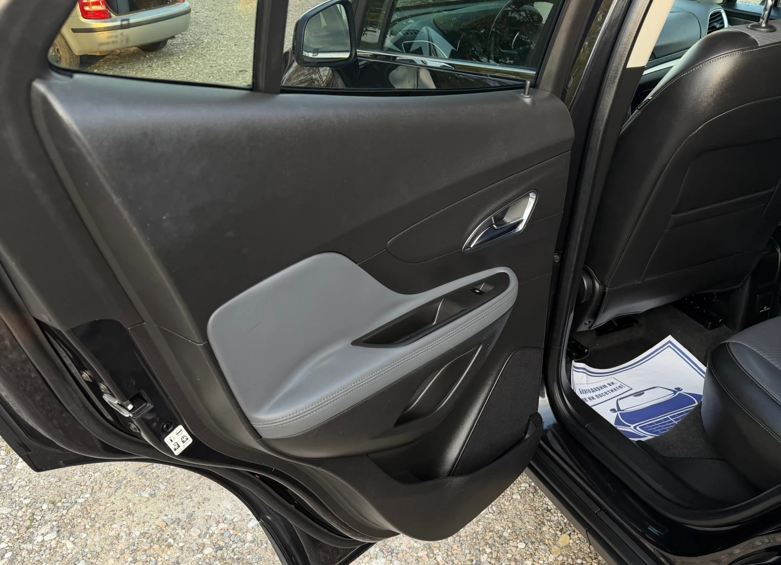 Opel Mokka 1.7CDTI * COSMO * КАМЕРА * НАВИГАЦИЯ , снимка 7 - Автомобили и джипове - 54417298