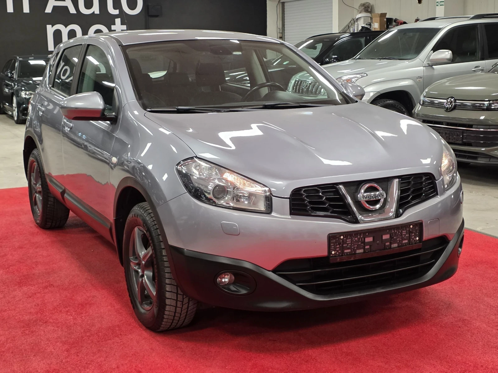 Nissan Qashqai 1.6 Бензин | Автоматик | Много запазен