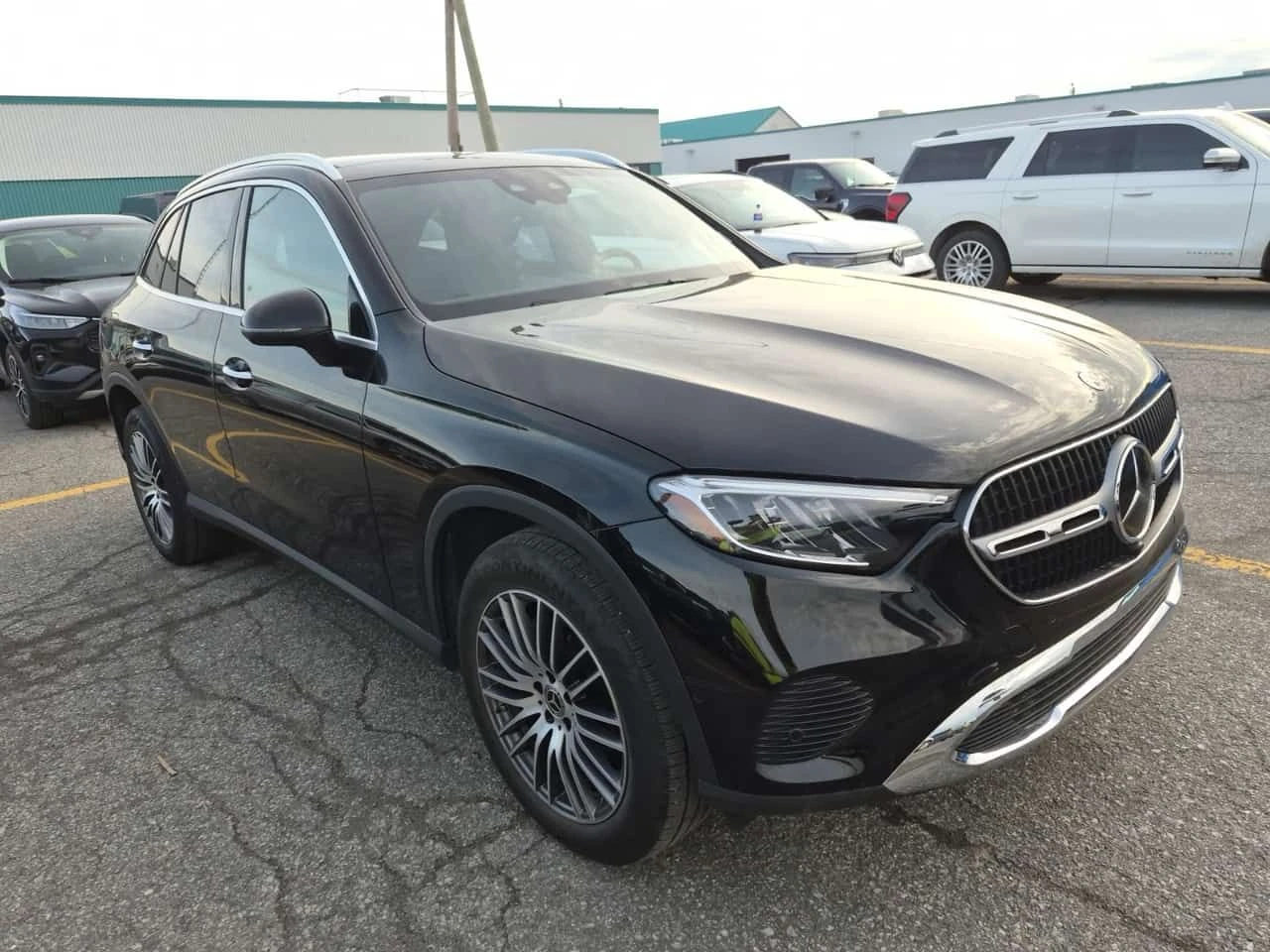 Mercedes-Benz GLC 300 * CARFAX * 2 КЛЮЧА * KEYLESS * ПОДГРЕВ, снимка 6 - Автомобили и джипове - 54736326