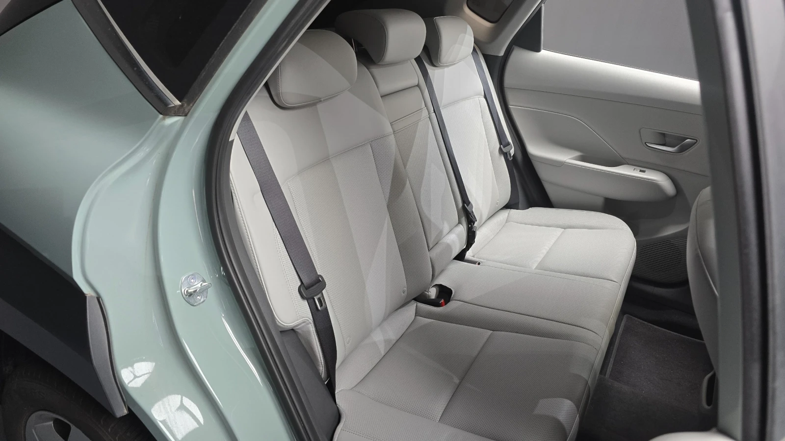 Hyundai Kona, снимка 9 - Автомобили и джипове - 54820005