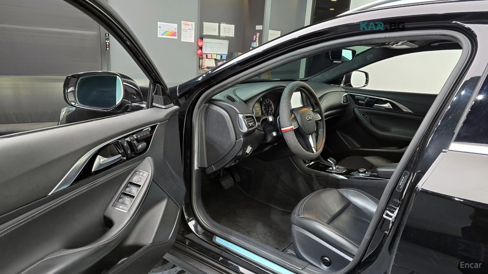 Infiniti QX30 * AWD* ПАНО* KEYLESS* Camera* ПОДГРЕВ* , снимка 10 - Автомобили и джипове - 55134170