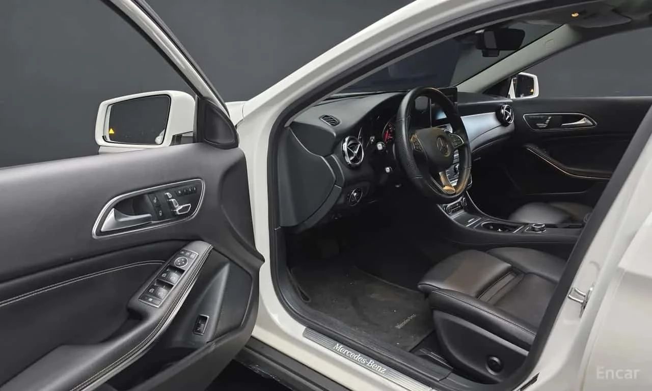 Mercedes-Benz GLB 220 * Premium * ��������� ���� �� �������� *  | Mobile.bg � ����������� 10