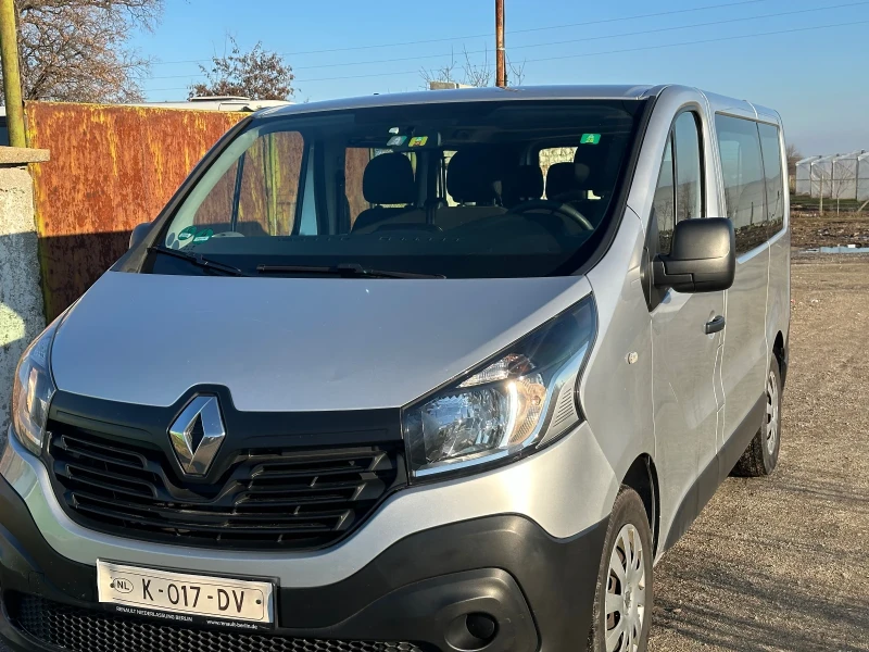 Renault Trafic, снимка 2 - Бусове и автобуси - 48436844