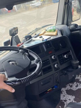     Renault T EEV