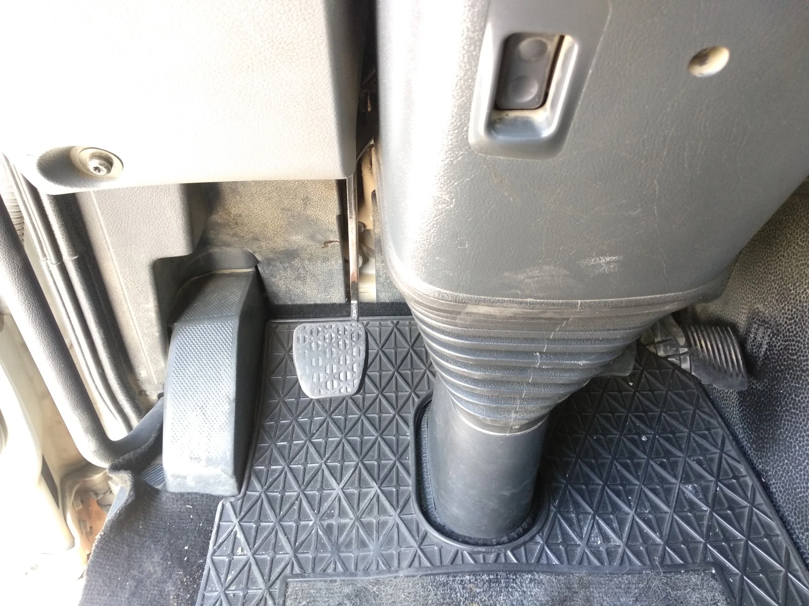 Mercedes-Benz Actros 3246-8x4- | Mobile.bg   17