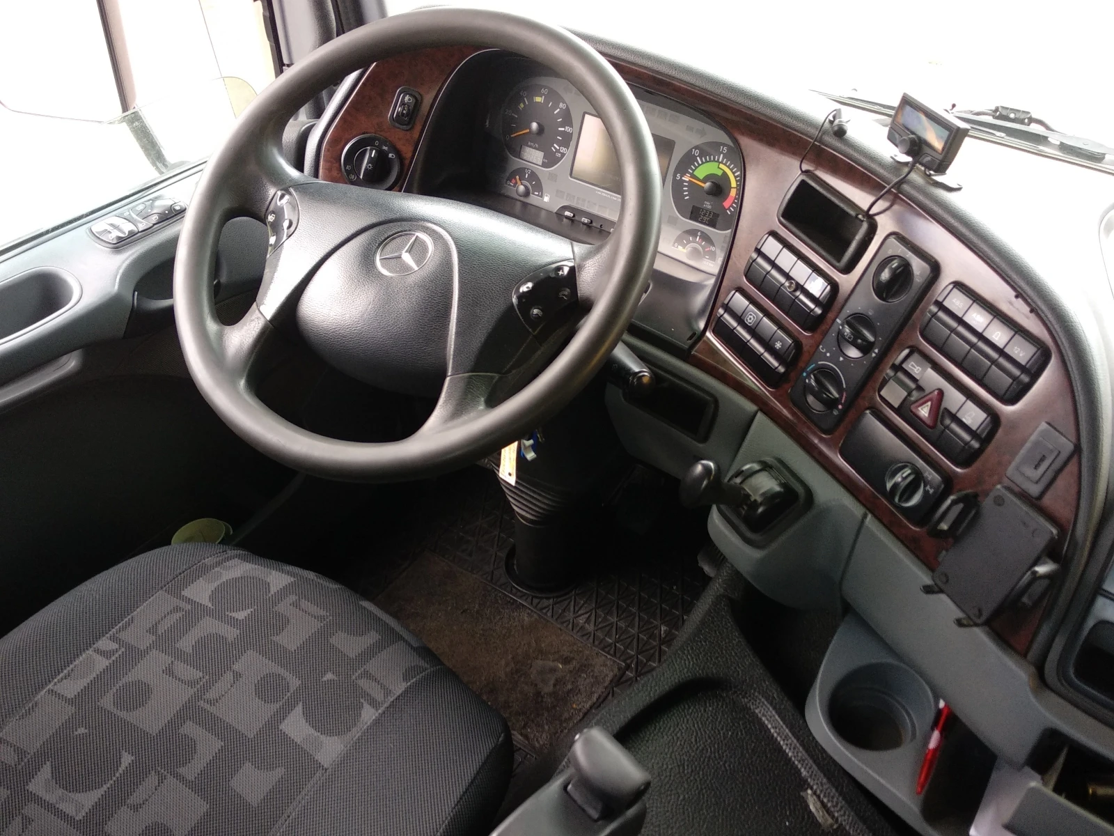 Mercedes-Benz Actros 3246-8x4- | Mobile.bg   14