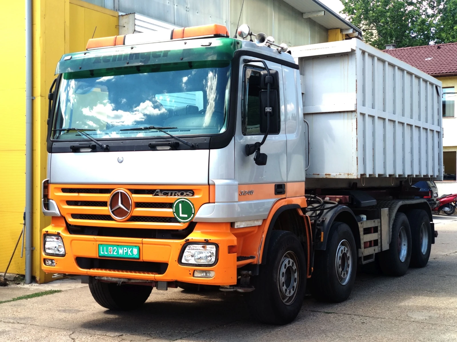 Mercedes-Benz Actros 3246-8x4-МУЛТИЛИФТ - изображение 7