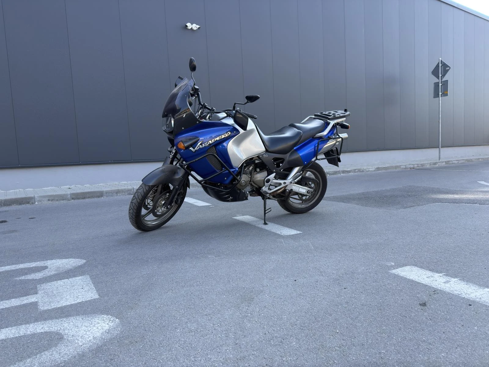 Honda Varadero XL1000V, снимка 13 - Мотоциклети и мототехника - 54653497