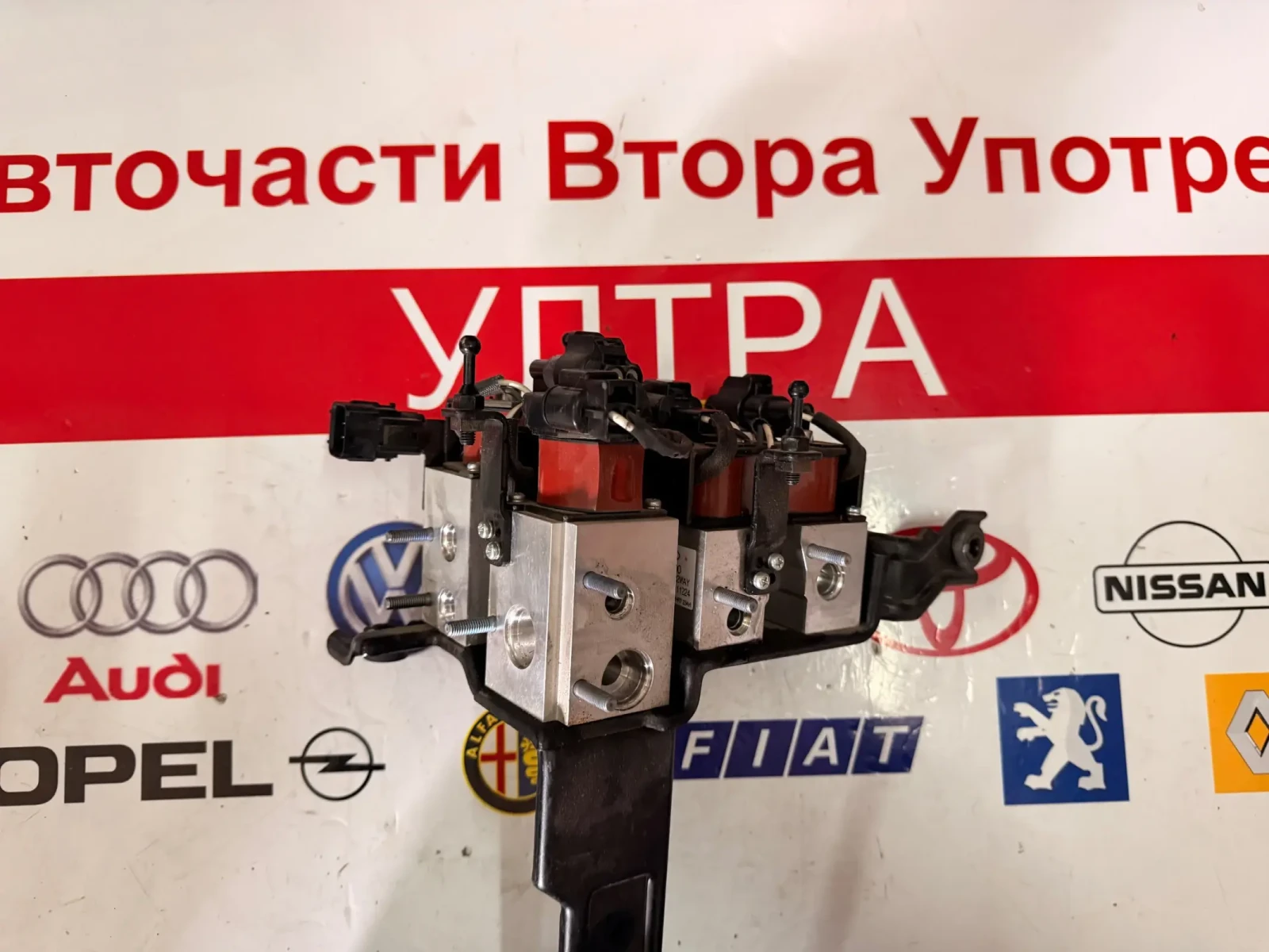 97725-K4100 Клапани за климатик  HYUNDAI KONA 2020 97724-K4100 97725-K4000 97724-K4000 