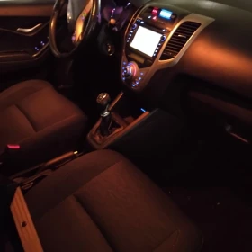 Hyundai Ix20 1.6, снимка 7