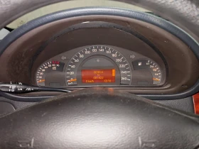 Mercedes-Benz C 180, снимка 10