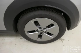 Mini Cooper MINI Cooper C Favoured Trim - 58000 лв. / 29654.93 € - 35558655 11