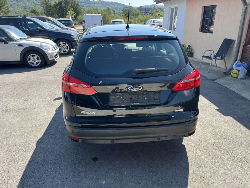 Ford Focus 1.0 T, снимка 5 - Автомобили и джипове - 46764572