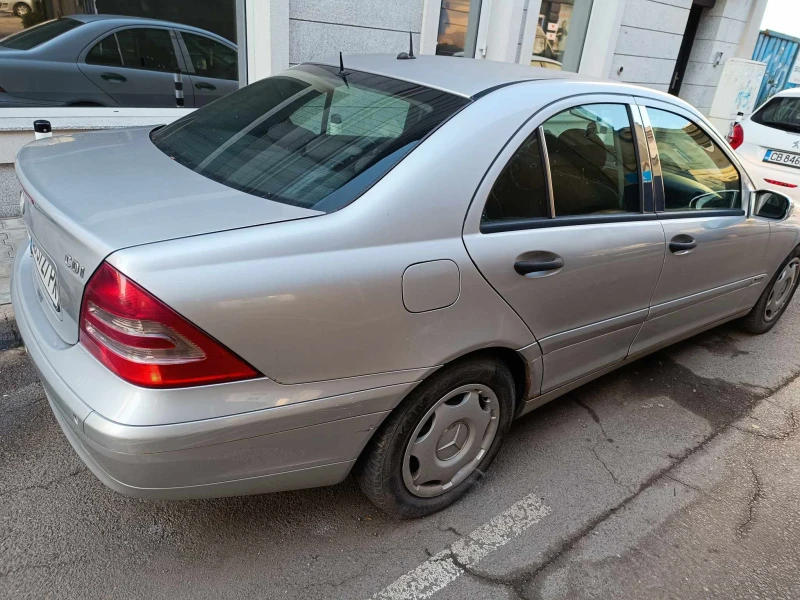 Mercedes-Benz C 200 CDI, снимка 3 - Автомобили и джипове - 48110824