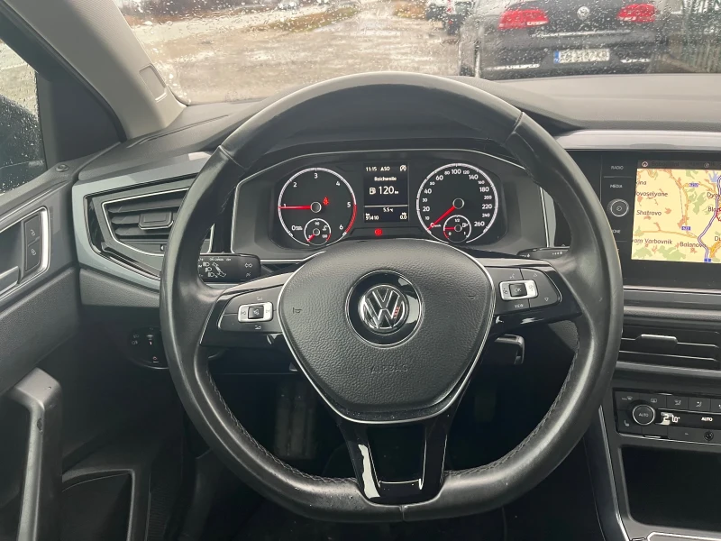 VW Polo HI line, снимка 6 - Автомобили и джипове - 48353299