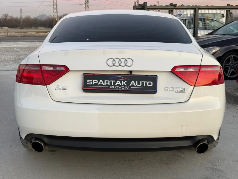 Audi A5 A5 3.0TDI 239к.с quattro 2010г 207.000КМ , снимка 5 - Автомобили и джипове - 48636970