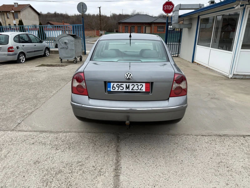 VW Passat 1.9TDI* 131кс* HIGHLINE, снимка 4 - Автомобили и джипове - 49053687