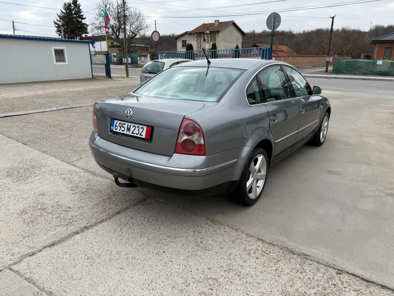 VW Passat 1.9TDI* 131кс* HIGHLINE, снимка 3 - Автомобили и джипове - 49053687