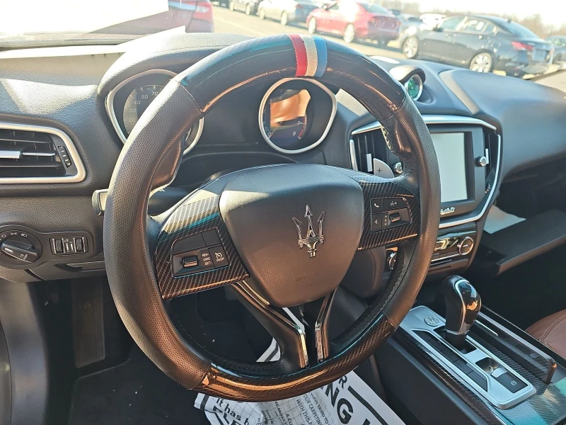 Maserati Ghibli, снимка 7 - Автомобили и джипове - 49236837