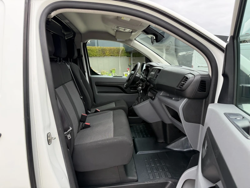 Peugeot Expert 1.6HDI Клима Euro 6 - 2броя, снимка 9 - Автомобили и джипове - 52563188