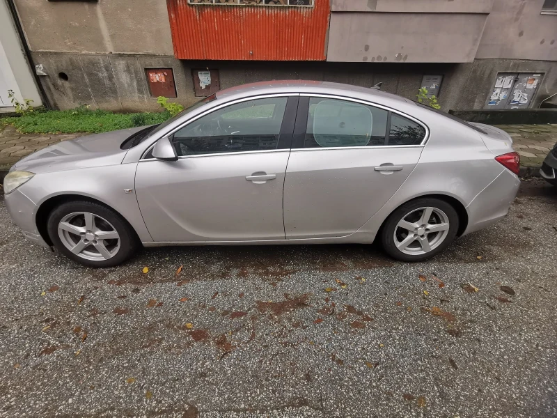 Opel Insignia Hachback, снимка 4 - Автомобили и джипове - 52678377