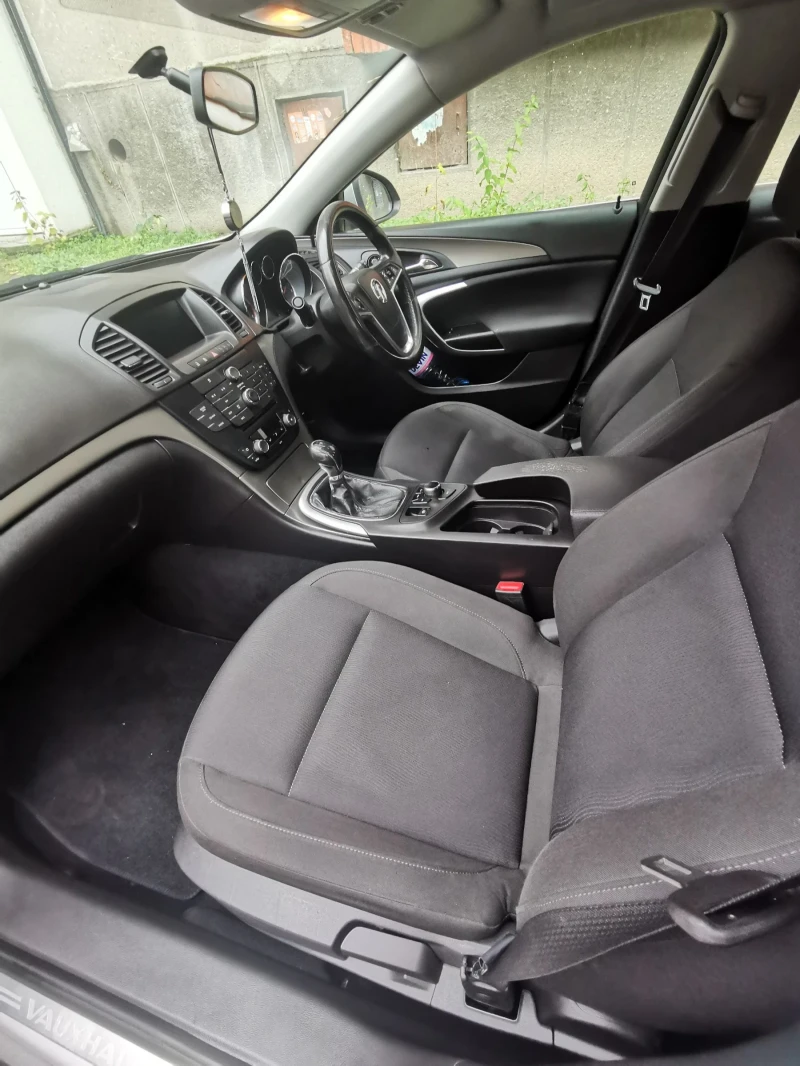 Opel Insignia Hachback, снимка 5 - Автомобили и джипове - 52678377