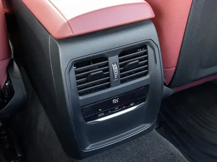 BMW 430 i * xDrive Coupe * CarPlay * CARFAX, снимка 16 - Автомобили и джипове - 54812234