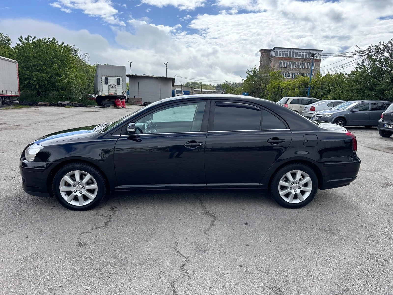 Toyota Avensis 2.2 D4D - изображение 8