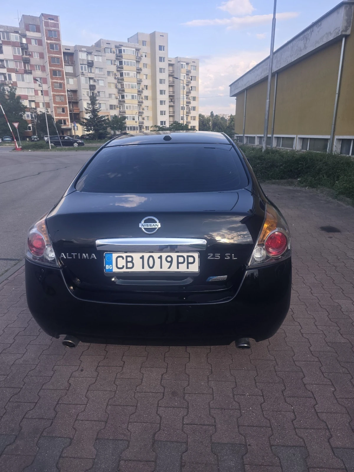 Nissan Altima  - изображение 2