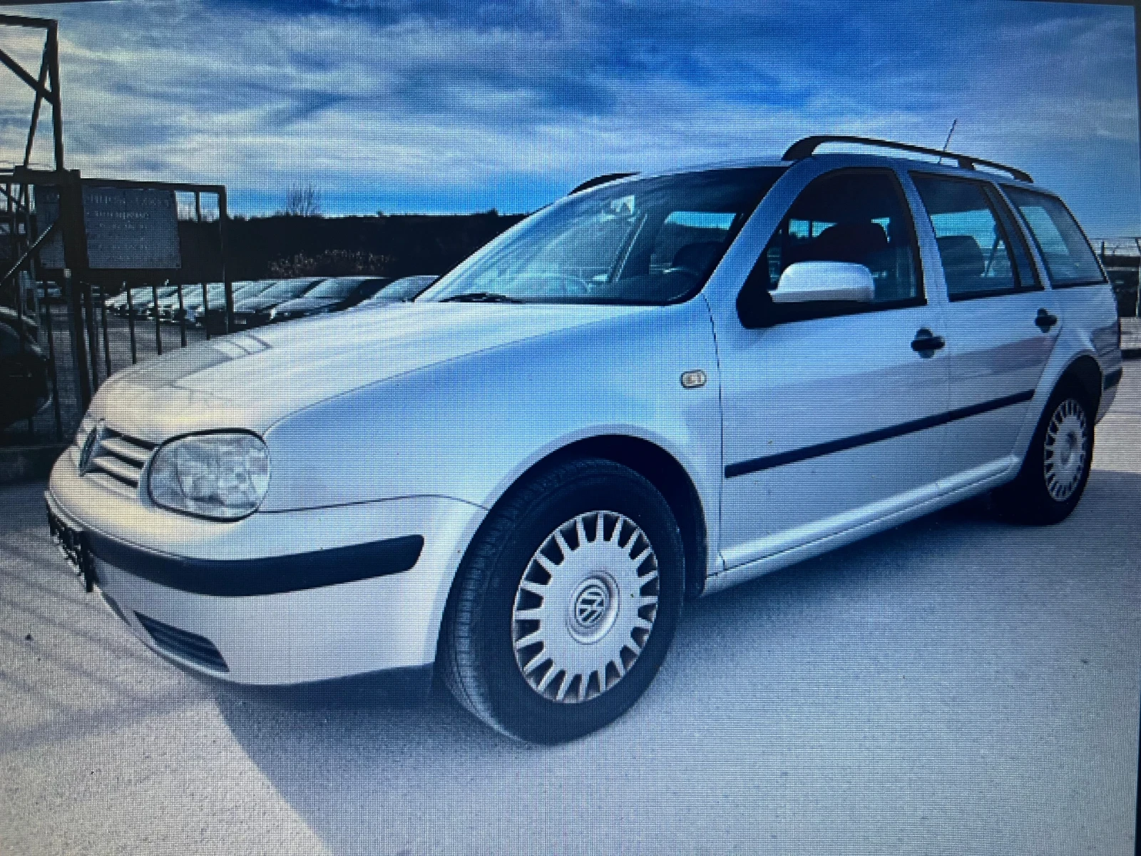 VW Golf 1.6    102 ks. Italia - изображение 9