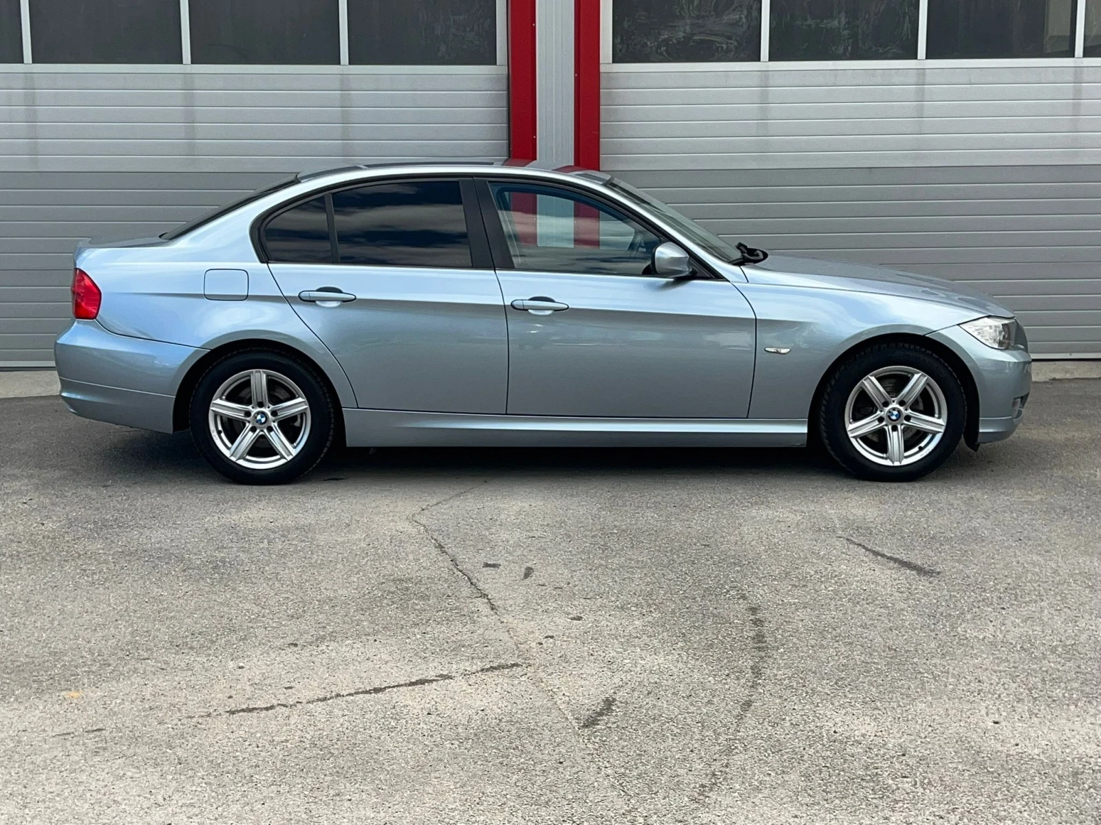BMW 316 I ADVANTAGE KLIMATRONIK 6-СКОРОСТИ ЛИЗИНГ!!! - изображение 7