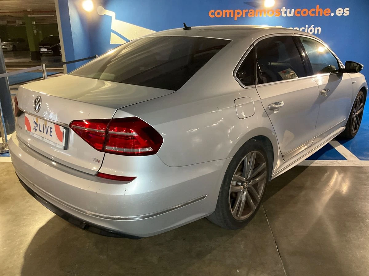 VW Passat 1.8 TSI Sport BlueMotion - изображение 2