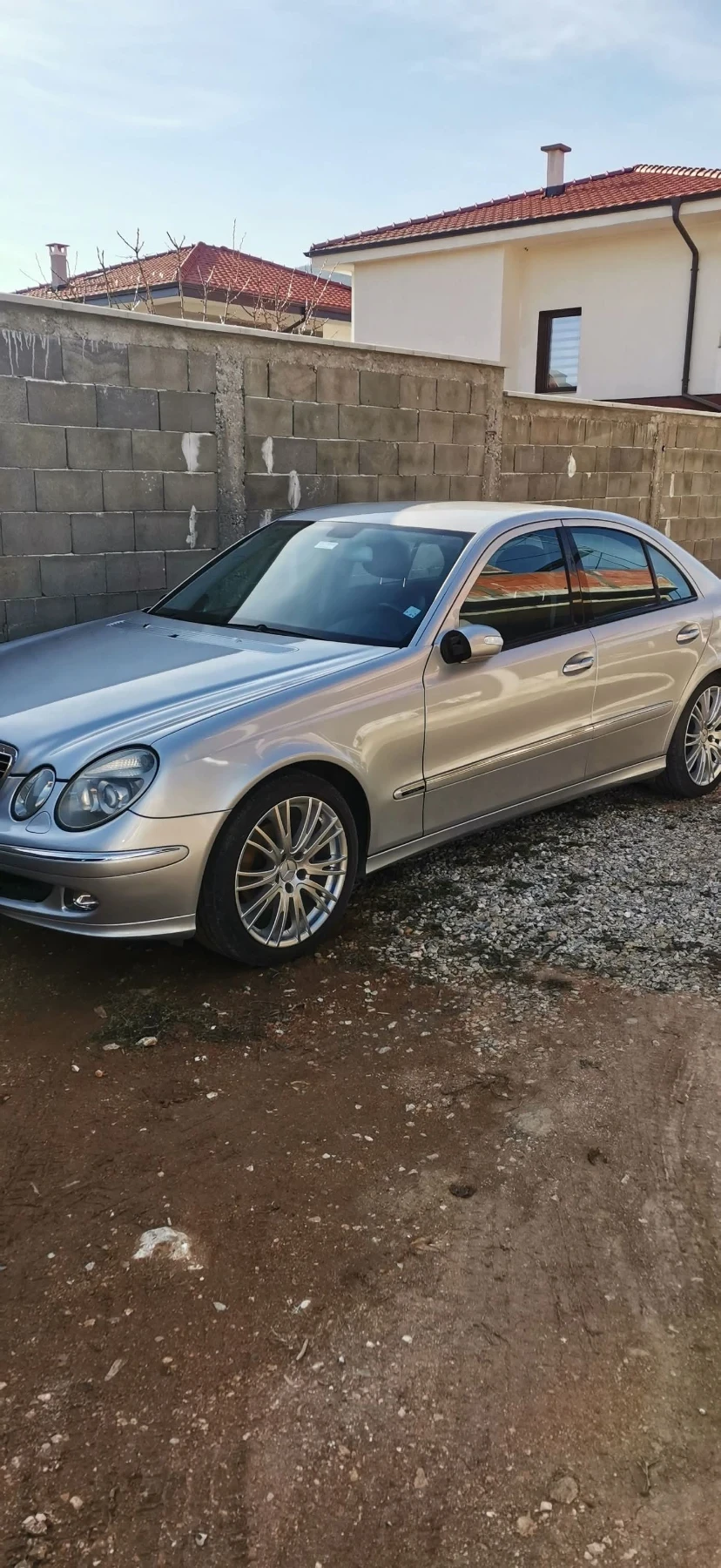 Mercedes-Benz E 320  - изображение 2