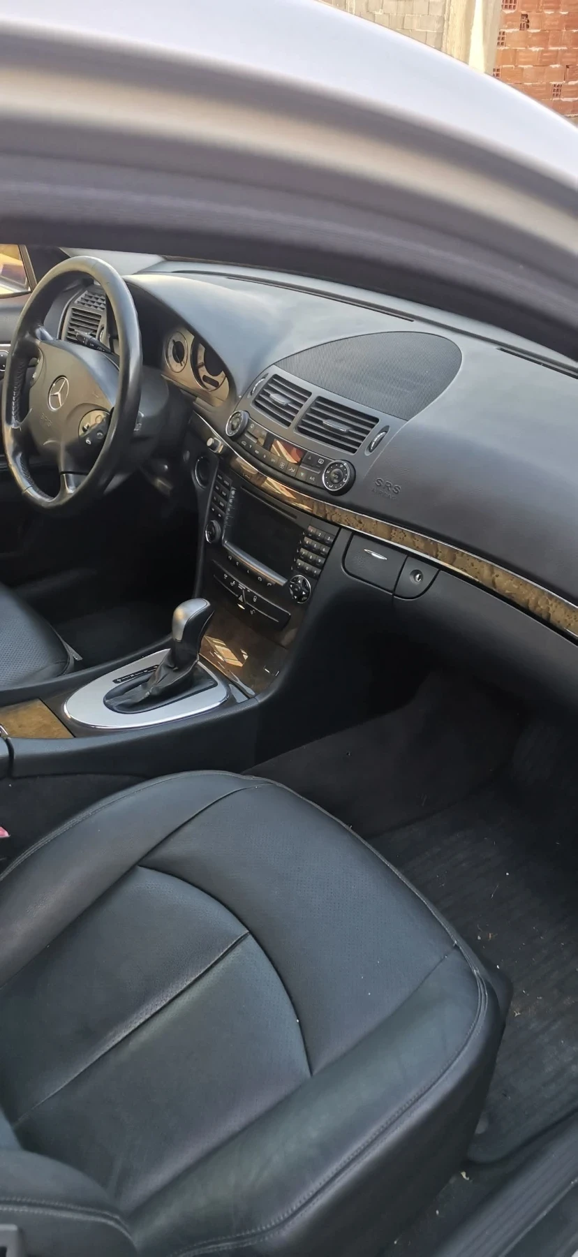 Mercedes-Benz E 320  - изображение 3