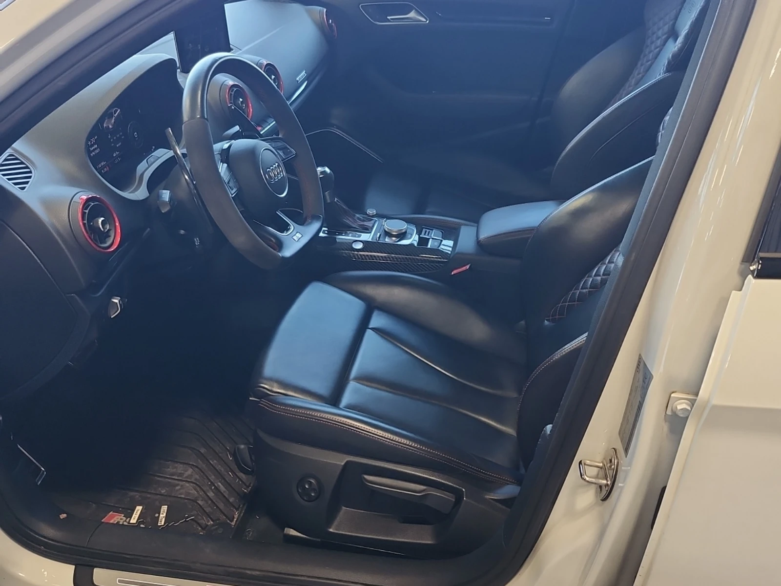 Audi Rs3 * АвтоКредит*  - изображение 8