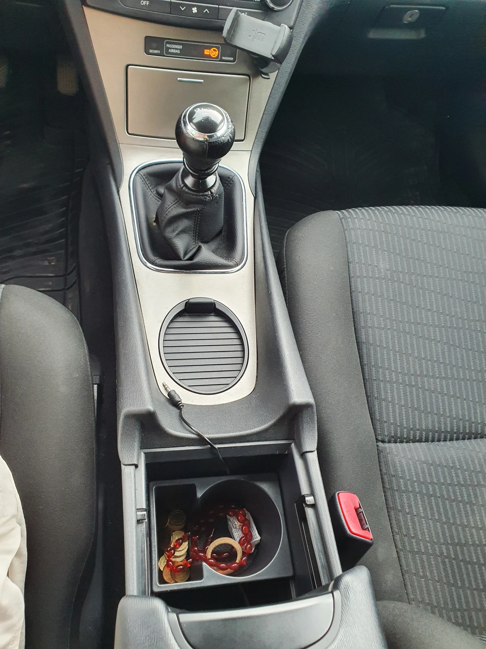 Toyota Avensis  - изображение 7