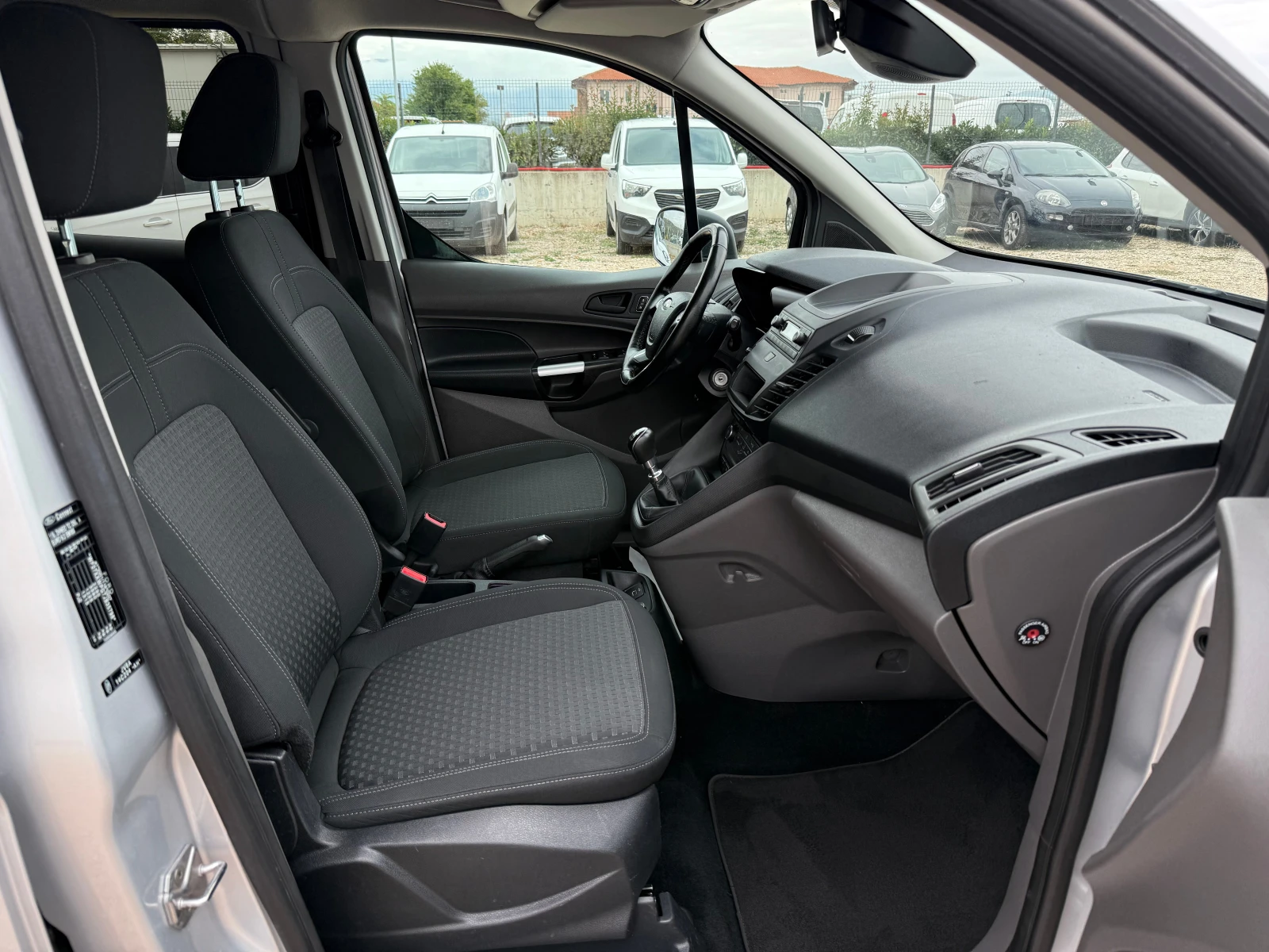 Ford Connect MAXI/1.5d/4+ 1/EURO6 | Mobile.bg — изображение 12