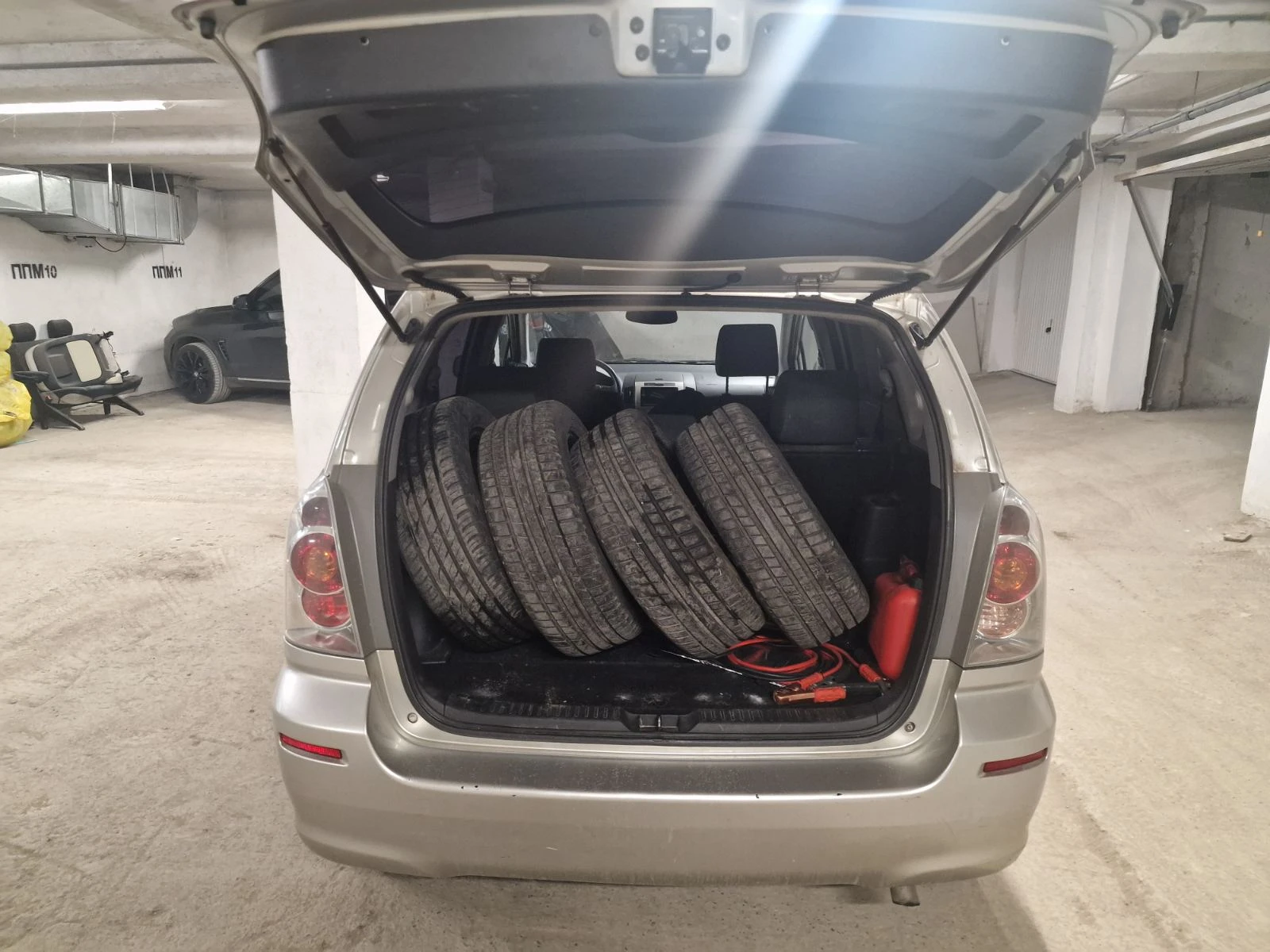 Toyota Corolla verso 2.0D 116к.с. 2005 - изображение 10