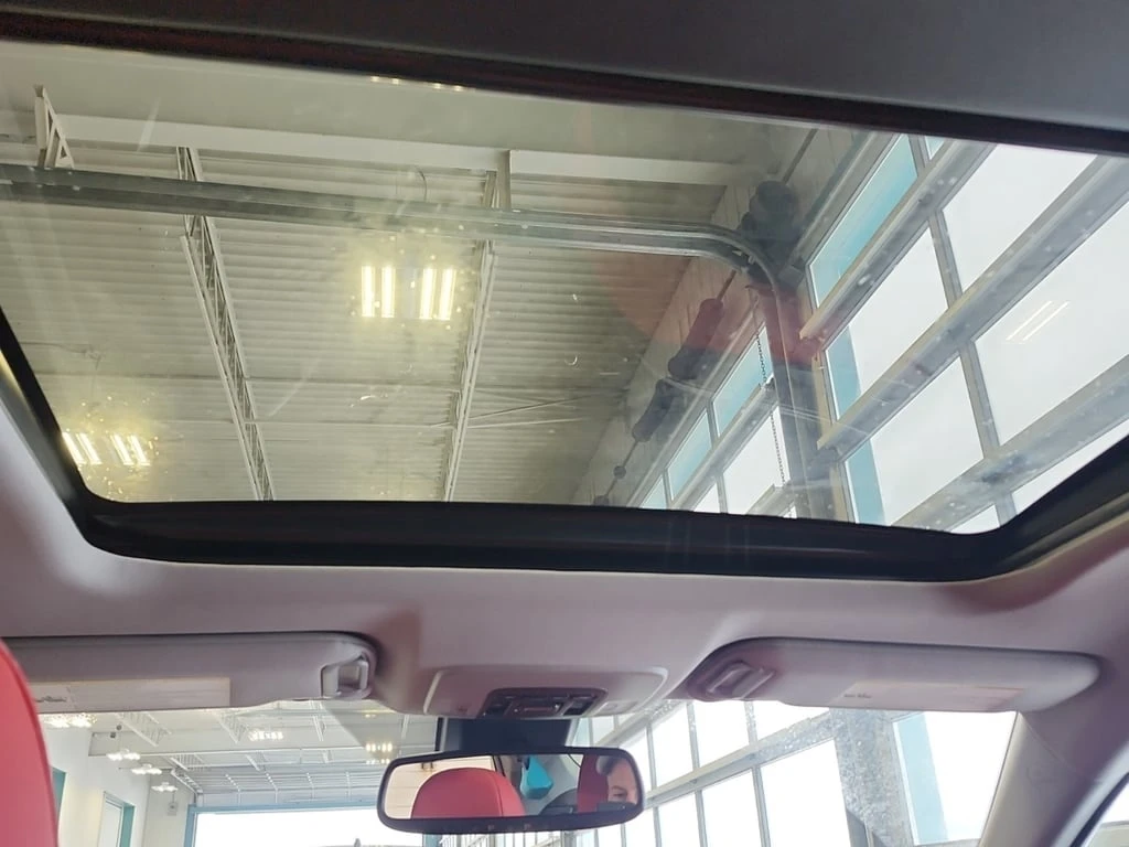 Toyota Camry XSE  CARFAX | Mobile.bg   11