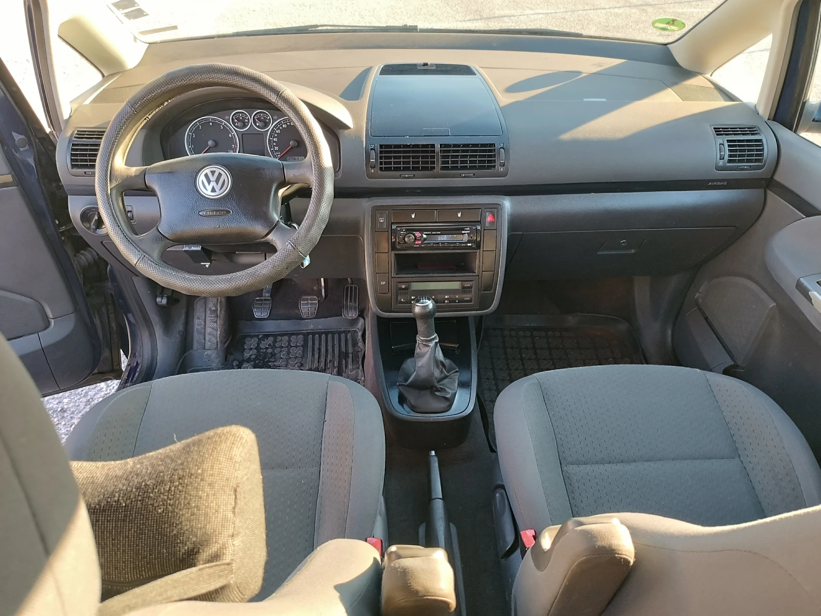 VW Sharan 2.0 - изображение 7