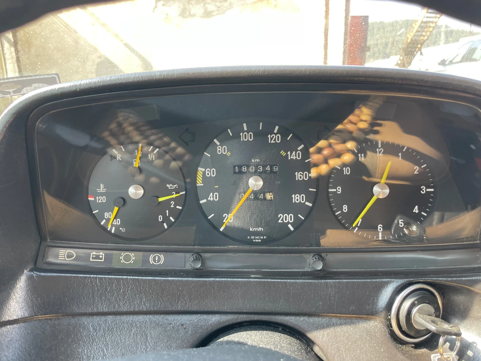 Mercedes-Benz 200, снимка 10 - Автомобили и джипове - 53877324