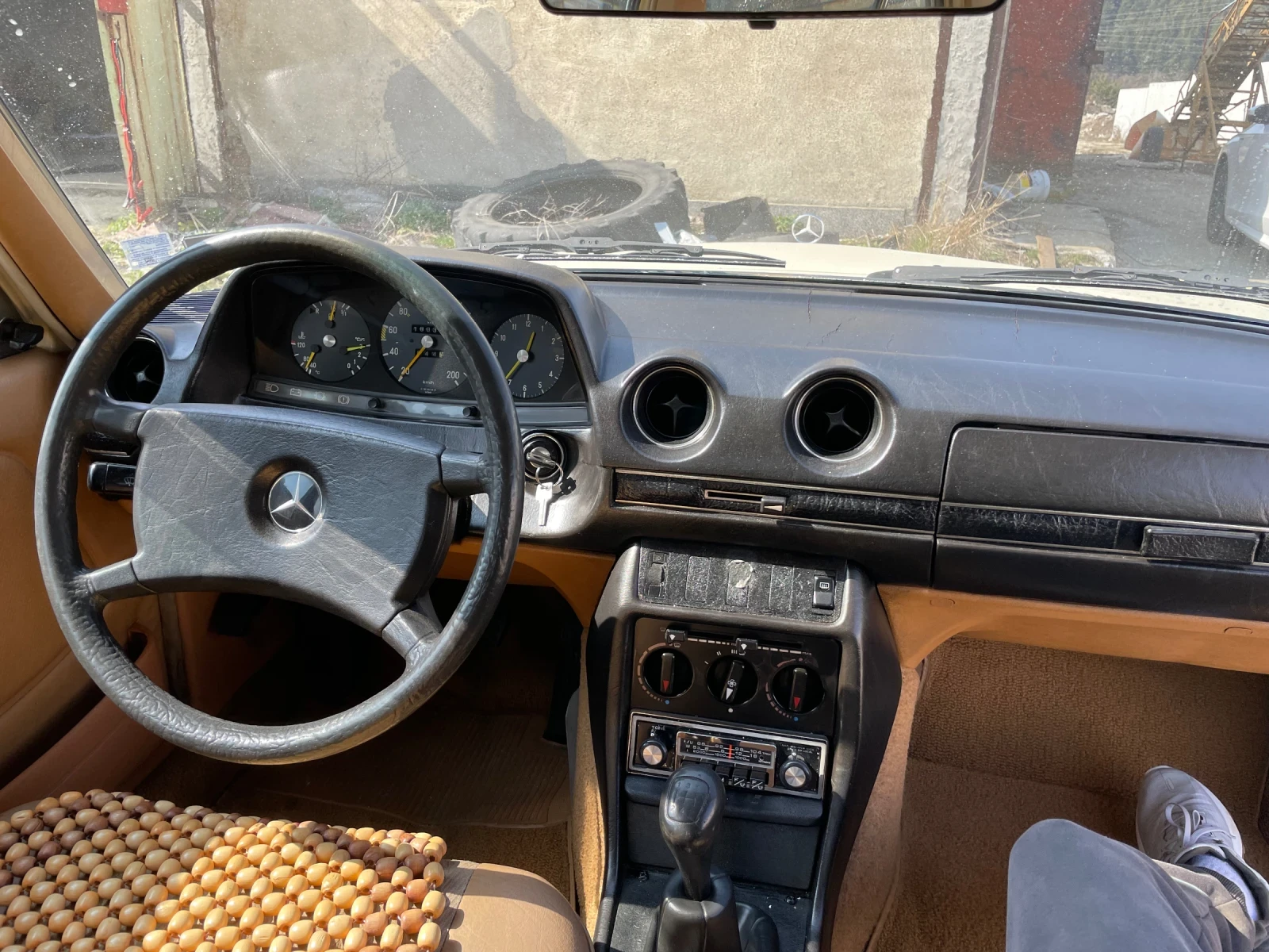 Mercedes-Benz 200, снимка 11 - Автомобили и джипове - 53877324