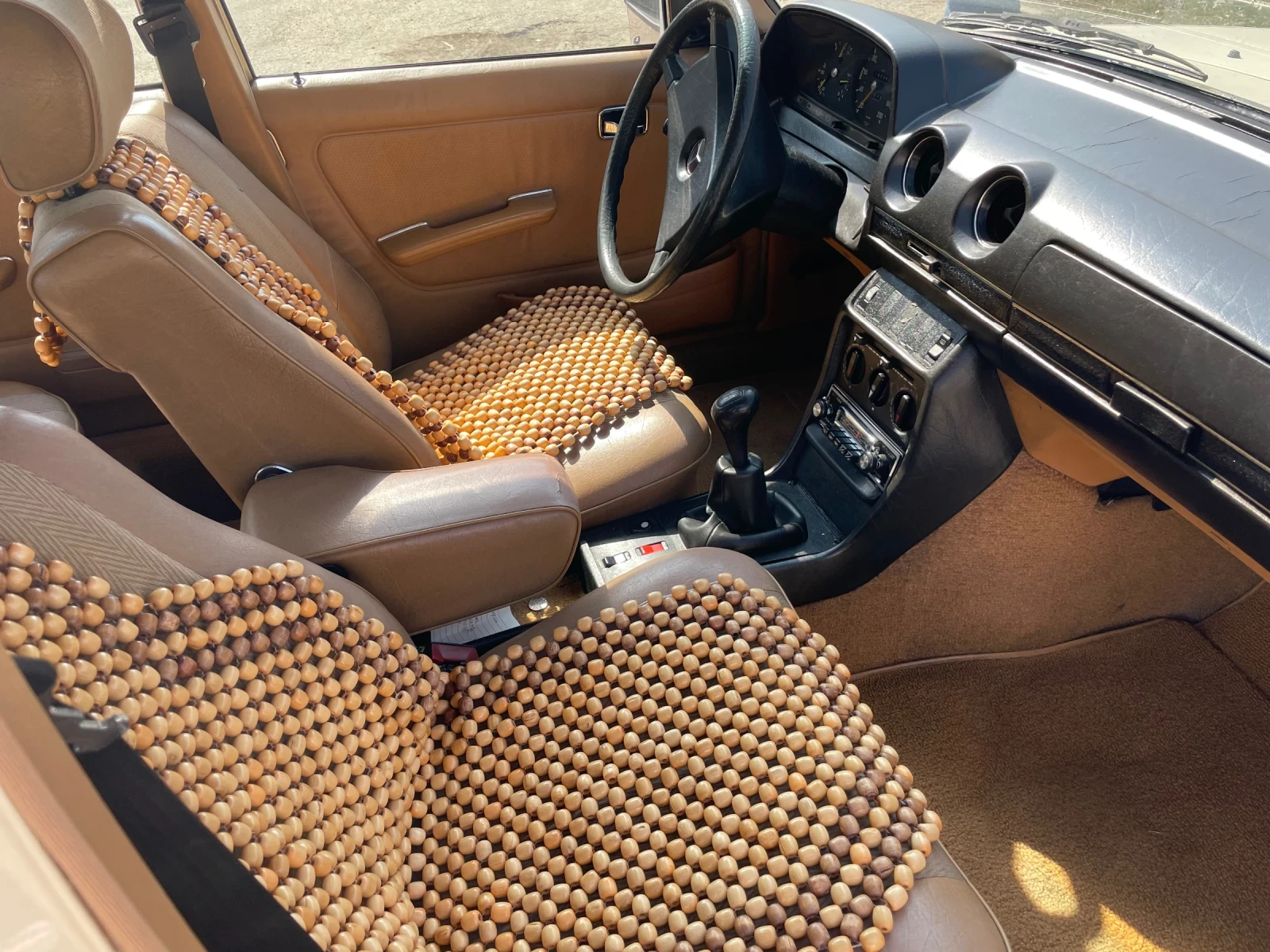Mercedes-Benz 200, снимка 9 - Автомобили и джипове - 53877324
