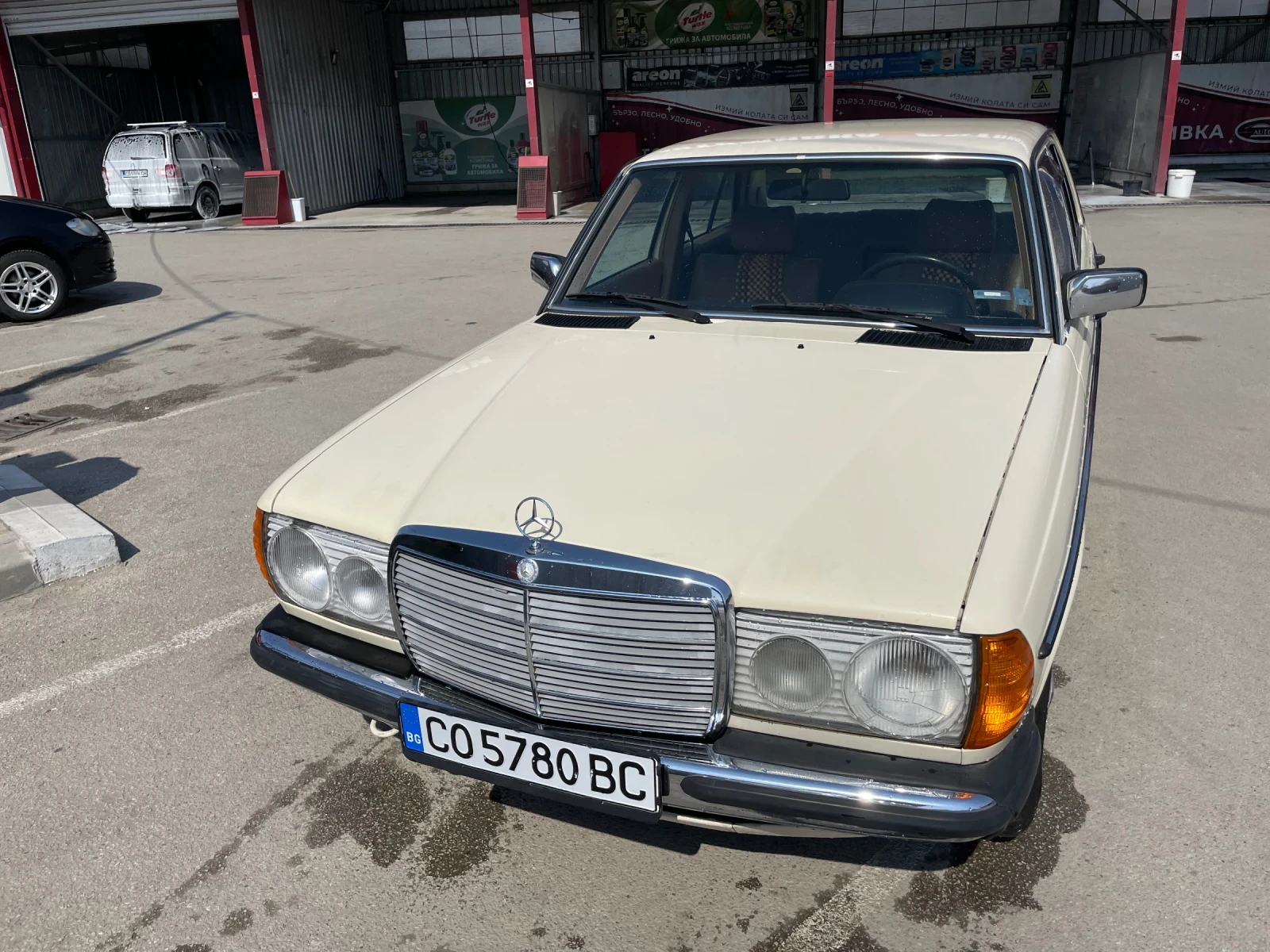 Mercedes-Benz 200, снимка 3 - Автомобили и джипове - 53877324