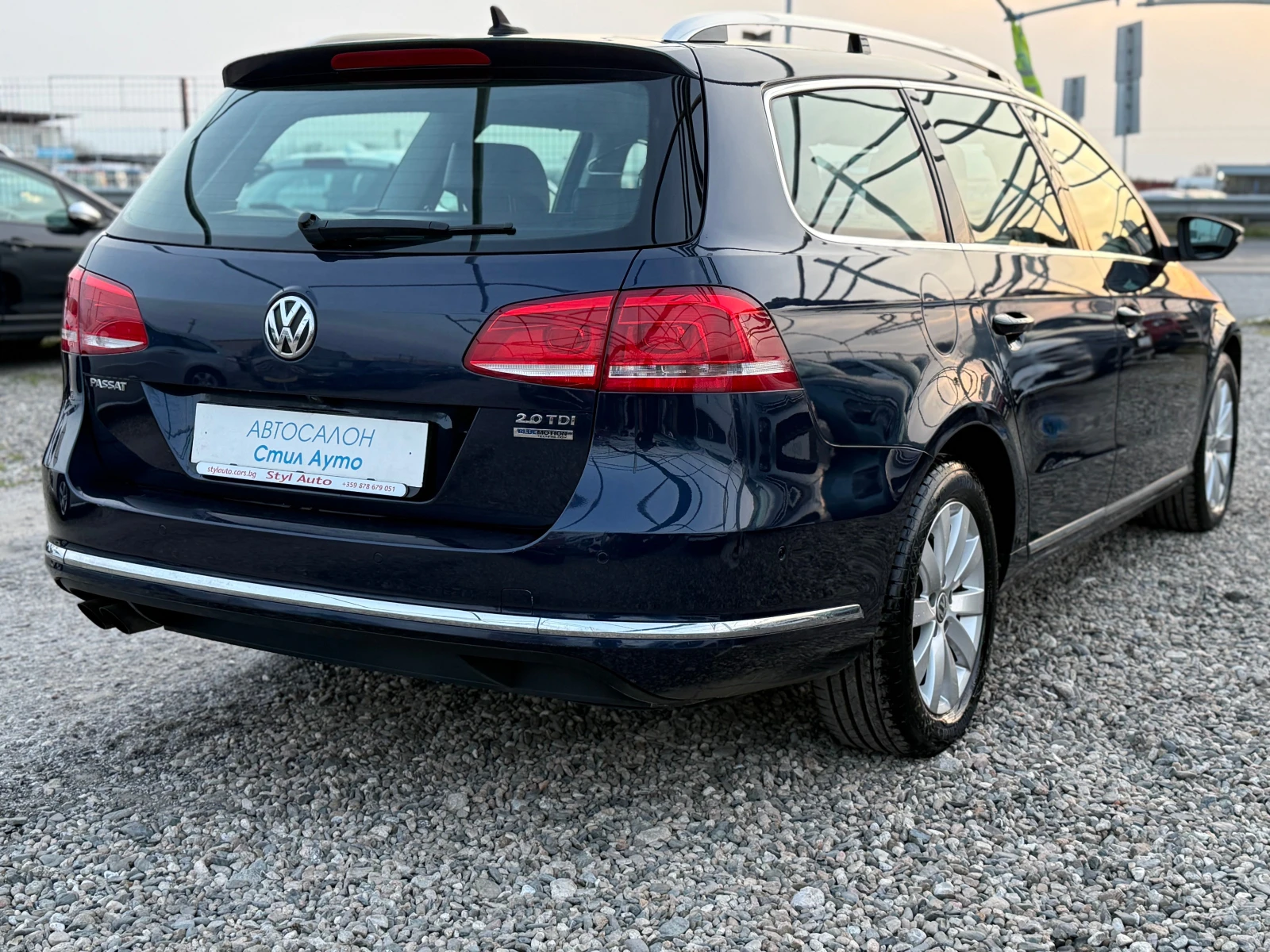VW Passat 2.0 tdi Highline, снимка 5 - Автомобили и джипове - 53878636