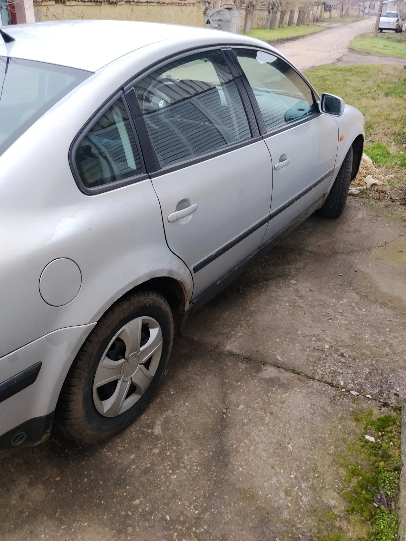 VW Passat, снимка 4 - Автомобили и джипове - 53908465